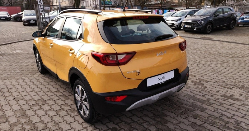 Kia Stonic cena 83900 przebieg: 10, rok produkcji 2024 z Bełchatów małe 497